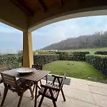 Limone - Featuring A Private Garden And Access To A Pool
